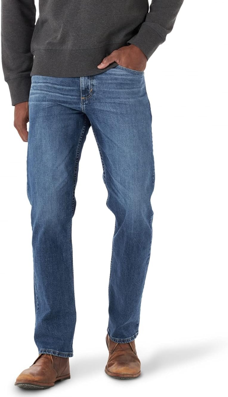 Wrangler Mens Men's Free-to-Stretch Relaxed Fit Jean - Product Image