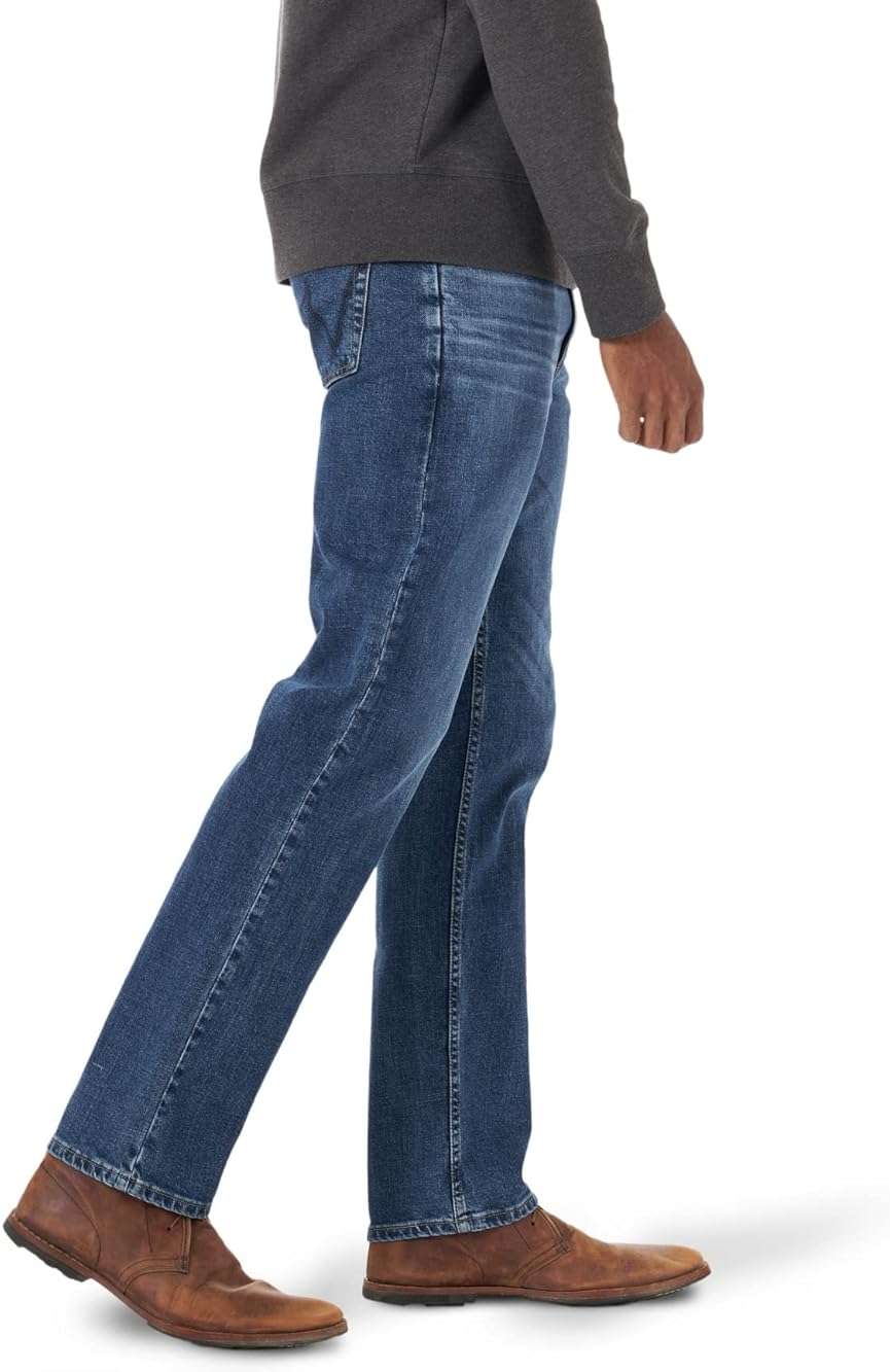 Wrangler Mens Men's Free-to-Stretch Relaxed Fit Jean - Image 3